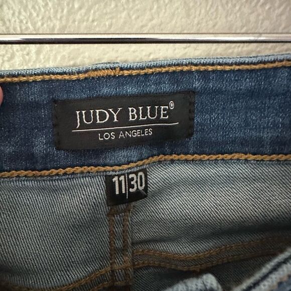 Judy Blue High Rise Trouser Flare Jeans Medium Stone Wash Stretch Size 11 / 30 - Picture 6 of 8